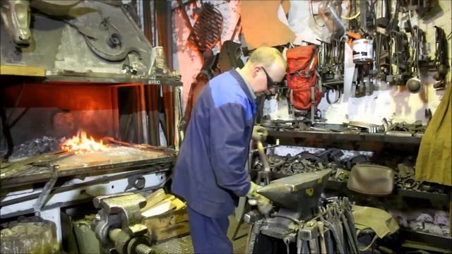 Blacksmithing projects. Кованая дверь. Художественная ковка. Будни в кузнице. 2 ч