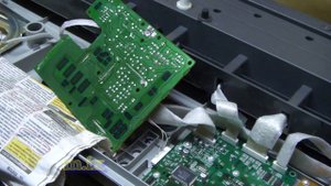 YAMAHA PSR-R300 синтезатор