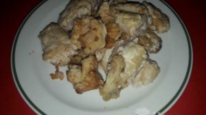Тушеная куриная грудка с репчатым луком в сметане