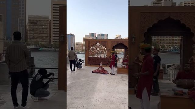 Мина Базар. Аль-Сук-Аль-Кабир \ Meena Bazar. Al-Suq-Al-Kabir near the Dubai Creek Canal. Bur-Dubai