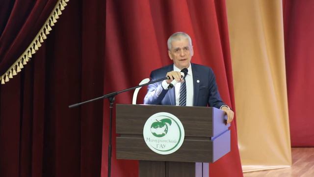 Первый заместитель председателя комитета ГД РФ по науке и образованию, академик РАН Г.Г. Онищенко смотреть онлайн