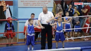 В Керчи определили лучших боксеров-юношей