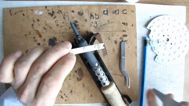 где взять для замены светодиод в лампочку, выпайка и подготовка светодиодной лампочки смотреть онлайн