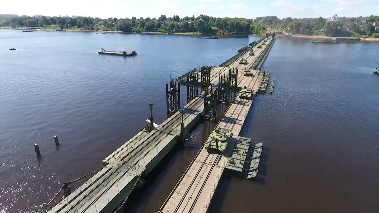 Учения железнодорожных войск в Ярославле (съёмка с квадрокоптера)
