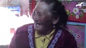 № 385. "Имиртиӊде шимеш кынныр" / "В сумерках быстро юркающая" (исп. К. Д. Монгуш)