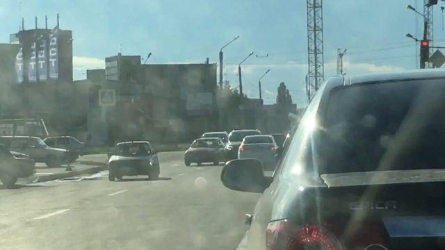 Стая грачей в пробке на Клочковской. смотреть онлайн