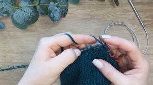 Бини двойная - теплая шапка из ангоры. Бини с косой двойная. Шапка из пуха норки