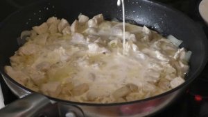 Спагетти с куриным филе в сливках