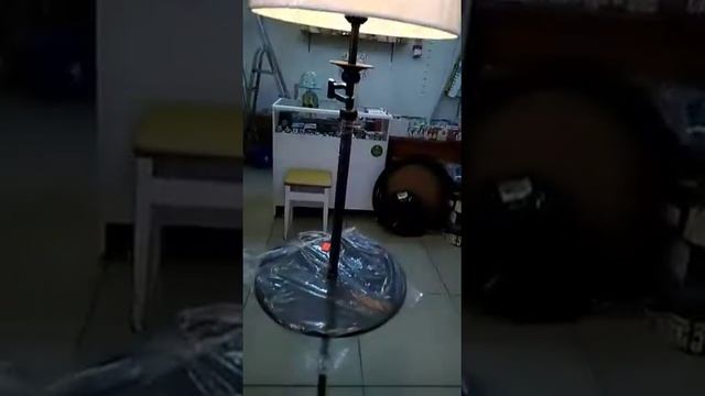 Торшер со столиком передвижной