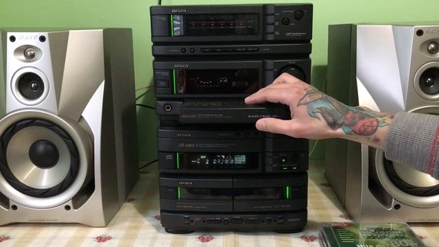 Aiwa RX-N707Z + FD-N909 смотреть онлайн