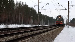 Поезда зимой на Рязанке. Перегон Пески - Голутвин Московской железной дороги. Январь 2023 года.
