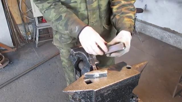 Инструменты для кузнеца  - зубило подсечка