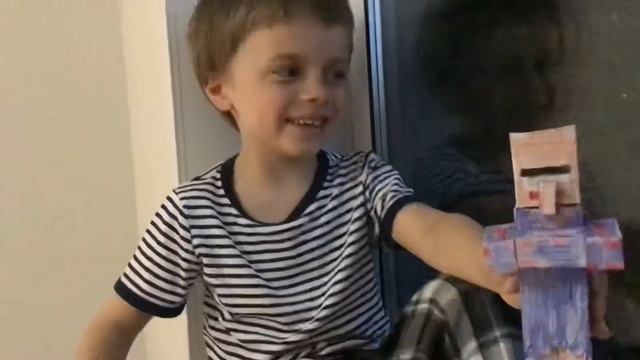 Деревенский житель из Майнкрафта Minecraft из бумаги без принтера смотреть онлайн