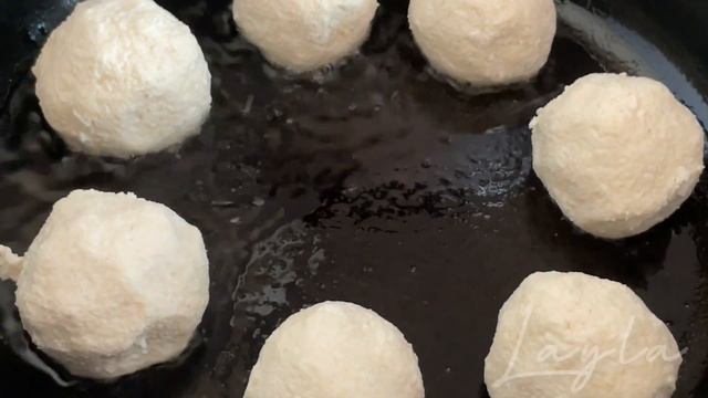 СЫРНИКИ из Творога На Сковороде / без муки  / ВКУСНЫЙ рецепт //Секрет ЦЕЛЫХ сырников //Лайла