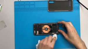 Замена задней крышки Xiaomi Mi 9 / Xiaomi Mi 9 replacement