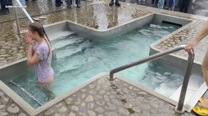 Харьков. КУПАНИЯ в ледяной воде. Саржин Яр, КРЕЩЕНИЕ