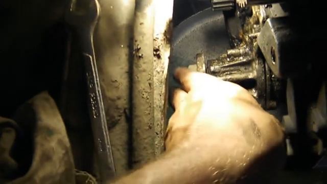 "ГТ" Как поменять помпу на Фольксваген Гольф 2, 1.6d или установочные метки ГРМ! смотреть онлайн