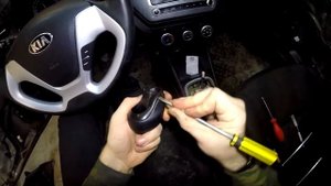Как снять/разобрать ручку МКПП Kia Rio 2011-2017год