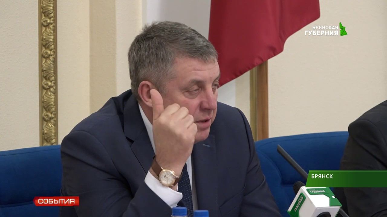 Шкуратов олег павлович. Лубская людмила дмитриевна клинцы. Клинцы брянской области. Мэр клинцов. Шкуратов олег павлович.