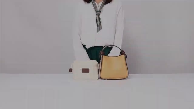 Купить в москве светлую женскую сумку