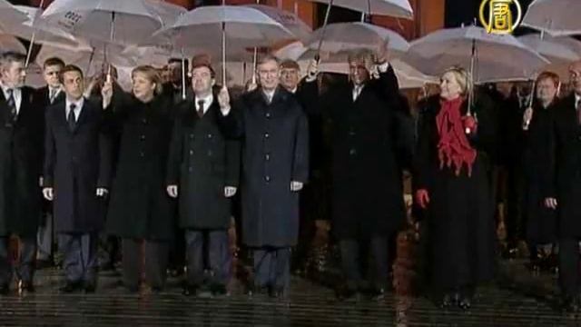 Германия отмечает 20-летие падения Берлинской стены смотреть онлайн