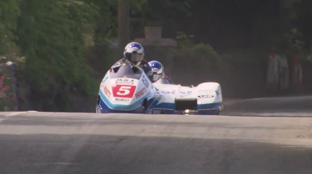 TT Rewind: 2010 Sidecar Race 2