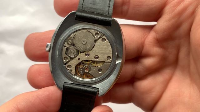 Видеообзор на юбилейные часы Ракета 50 лет Победы Петродворцового Часового Завода 1995 года смотреть онлайн