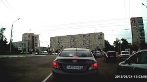 Тойота Хайлендер черный в586рм77 по встречной  Ставрополь