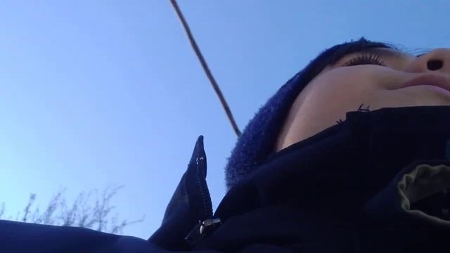 я гуляю с гразой на улице мне очнь весело с ней гулять смотреть онлайн