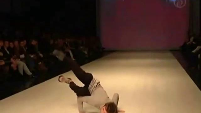 Гарри вещает... - Мода, брейк-данс и трусы Дарта Вейдера смотреть онлайн