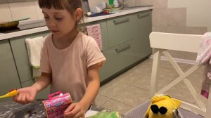 Распаковка игрушек!