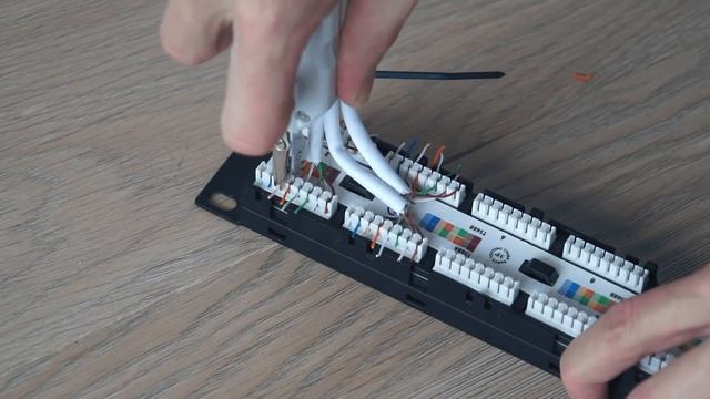 КАК ПРАВИЛЬНО заделать ПАТЧ ПАНЕЛЬ? - a или b? - ep02 смотреть онлайн