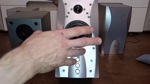 Видео сравнение активных колонок 2.0 Sven sps 611 и Sven sps 678