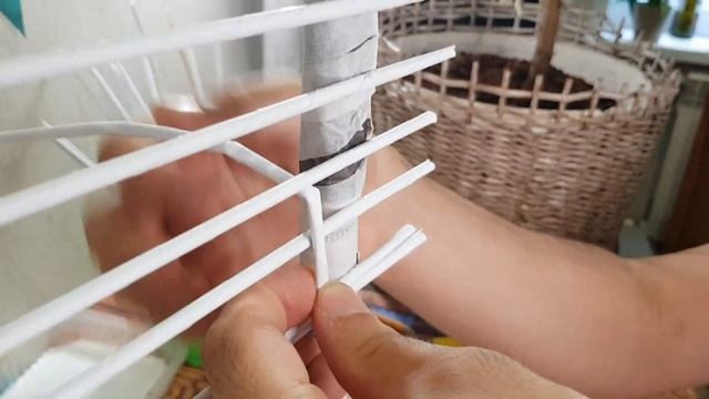 DIY: НОВОГОДНЯЯ ДЕКОРАЦИЯ под елку из бумаги своими руками / Новый Год 2022 / Идея на новый год