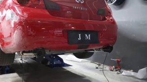 Звук Infiniti G25 управляемый выхлоп с вакуумной заслонкой