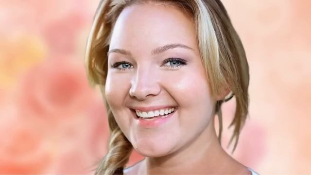 Моя толстая дочь познакомилась с мужчиной и влюбилась, а я решила о нём всё узнать. Наняв детектива смотреть онлайн