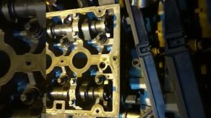 Различия в головке блока