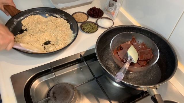 Лёгкие шоколадные пирожные-без духовки!