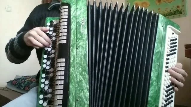 Французькі пісні 50-70-х на баяні (кнопковому акордеоні) – 1 частина смотреть онлайн