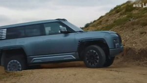 BYD YangWang U8 // SGP Электромобили