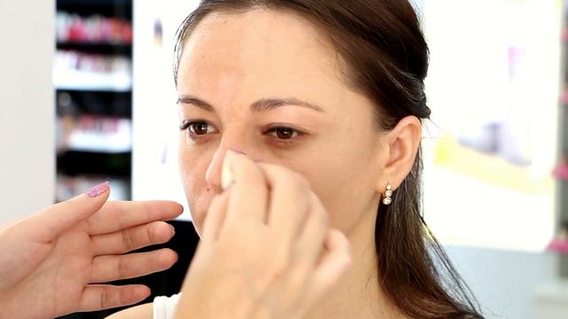 Скрываем витилиго с помощью тонального от Dermacol смотреть онлайн