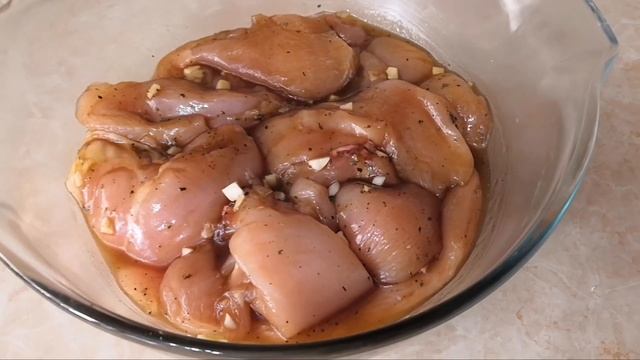 Сочная курочка в медовом маринаде.