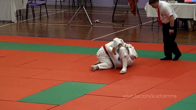 800 Мамчинков Владислав Биробиджан - Гришин Дмитрий Фокино 73 кг