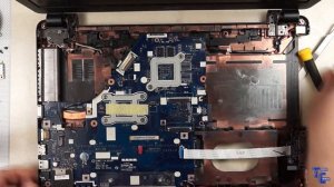 Ремонт Acer aspire E1 570G не заряжается