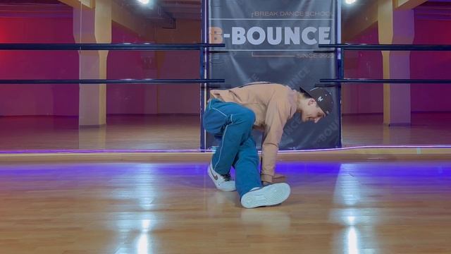 Брейк данс обучение: FOOTWORK / 3 STEP смотреть онлайн