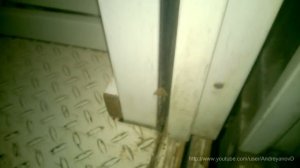 Лифт остановился из-за...