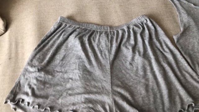 МОЙ ПЕРВЫЙ ВЛОГ| ТРЭШ САЛОН| ПОКУПКИ| НОВАЯ СТРИЖКА| УБОРКА| ПРОГУЛКА смотреть онлайн