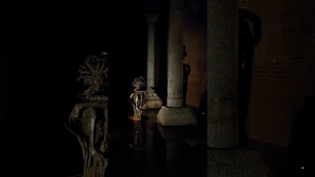 Подземное водохранилище Константинополя "Цистерна Базилика". Стамбул. Турция. смотреть онлайн