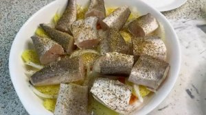 Готовим Нежную Рыбу Хек с Овощами в Духовке !