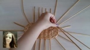 "ШКАТУЛКА ОВАЛЬНАЯ" из бумажных трубочек